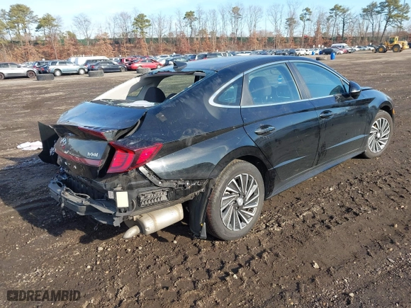 2021 Hyundai Sonata Hybrid SEL with VIN KMHL34JJ1MA027058, listed as a IAAI auction lot 41187431 with 39,437 mi miles. Bid and sale history available at carsss.com. Image 4.