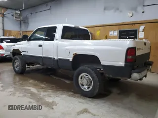 1999 Dodge 2500 with VIN 3B7KF23Z5XG126714, listed as a Copart auction lot 61977325 with 198,740 mi miles and Clean title. Bid and sale history available at DreamBid. Image 2.