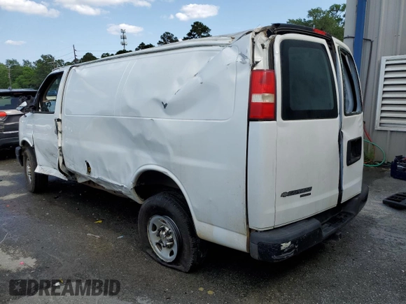 2013 Chevrolet Express Cargo z VIN 1GCWGFCA0D1127084, wystawiony jako Copart lot #53928134 z przebiegiem 510 411 mil mil oraz Nie do naprawy • Non repairable. Historia ofert i sprzedaży dostępna na DreamBid. Obrazek 2.