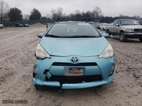 2012 Toyota Prius c One with VIN JTDKDTB33C1026189, listed as a Copart auction lot 42672285 with 142,921 mi miles and Salvage Title. Bid and sale history available at carsss.com. Image 5.