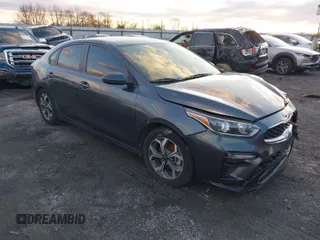 2021 Kia Forte LXS with VIN 3KPF24AD6ME315329, listed as a IAAI auction lot 41449182 with 91,111 mi miles. Bid and sale history available at carsss.com. Image 1.