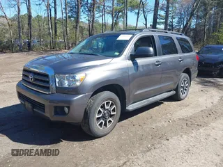2011 Toyota Sequoia SR5 with VIN 5TDBY5G18BS048424, listed as a IAAI auction lot 41865211 with 213,381 mi miles. Bid and sale history available at carsss.com. Image 18.