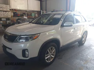 2015 Kia Sorento LX with VIN 5XYKTCA64FG607865, listed as a IAAI auction lot 42599348 with 138,100 mi miles and . Bid and sale history available at DreamBid. Image 17.