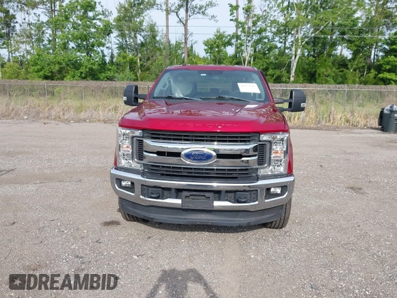 2019 Ford F-250 XL z VIN 1FT7W2B60KEC57384, wystawiony jako IAAI lot #42355105 z przebiegiem 99 354 mil mil oraz . Historia ofert i sprzedaży dostępna na DreamBid. Obrazek 12.
