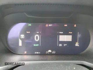 2023 Polestar 2 Performance z VIN YSMET3KA7PL135039, wystawiony jako Copart lot #73101384 z przebiegiem 27 198 mil mil oraz Czysty tytuł • Clean title. Historia ofert i sprzedaży dostępna na DreamBid. Obrazek 9.