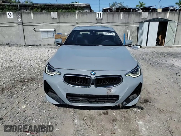 2022 BMW 2 Series 230i z VIN 3MW23CM06N8C59212, wystawiony jako Copart lot #59543875 z przebiegiem 43 097 mil mil oraz Szkoda całkowita • Salvage title. Historia ofert i sprzedaży dostępna na DreamBid. Obrazek 13.