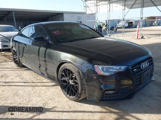 2016 Audi A5 Premium Plus z VIN WAUM2AFR1GA057428, wystawiony jako IAAI lot #41908949 z przebiegiem 103 478 mil mil oraz . Historia ofert i sprzedaży dostępna na DreamBid. Obrazek 1.