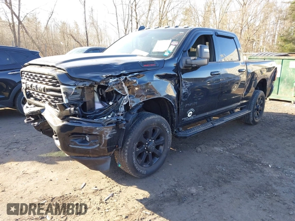 2024 Ram 2500 Big Horn with VIN 3C6UR5DJ9RG269153, listed as a IAAI auction lot 41777937 with 25,060 mi miles. Bid and sale history available at carsss.com. Image 17.