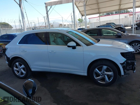2019 Audi Q3 Premium Plus with VIN WA1BECF31K1070286, listed as a IAAI auction lot 42688823 with 51,392 mi miles and . Bid and sale history available at DreamBid. Image 14.