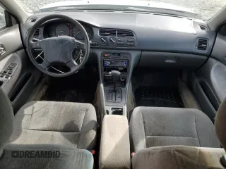 1994 Honda Accord LX with VIN 1HGCD5631RA175785, listed as a Copart auction lot 47111905 with 238,860 mi miles and Salvage Title. Bid and sale history available at carsss.com. Image 8.