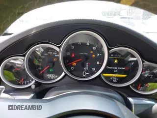 2014 Porsche 911 Carrera z VIN WP0CA2A94ES140857, wystawiony jako IAAI lot #42159010 z przebiegiem 46 230 mil mil oraz . Historia ofert i sprzedaży dostępna na DreamBid. Obrazek 7.