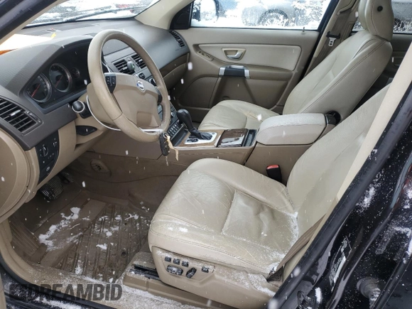 2011 Volvo XC90 I6 with VIN YV4952CZ2B1575421, listed as a Copart auction lot 46644195 with 210,761 mi miles and Salvage Title. Bid and sale history available at DreamBid. Image 7.