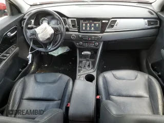 2018 Kia Niro Touring with VIN KNDCE3LC1J5111263, listed as a Copart auction lot 51804444 with 104,192 mi miles and Non Repairable. Bid and sale history available at carsss.com. Image 8.