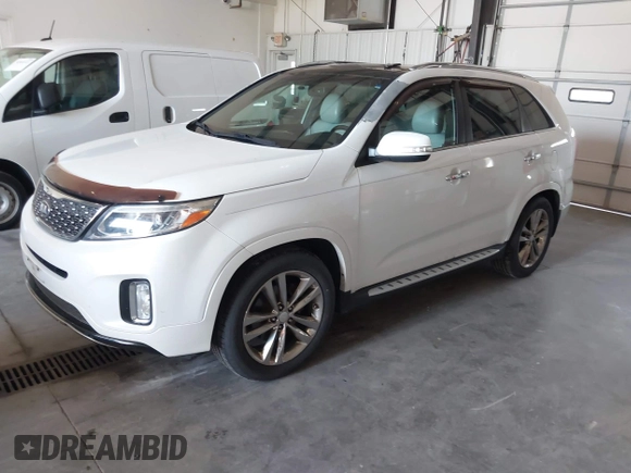 2014 Kia Sorento SX with VIN 5XYKW4A75EG518505, listed as a IAAI auction lot 36939010 with 175,976 mi miles. Bid and sale history available at carsss.com. Image 17.
