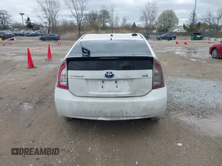 2012 Toyota Prius One with VIN JTDKN3DU4C5462870, listed as a IAAI auction lot 42091577 with 370,495 mi miles. Bid and sale history available at carsss.com. Image 17.