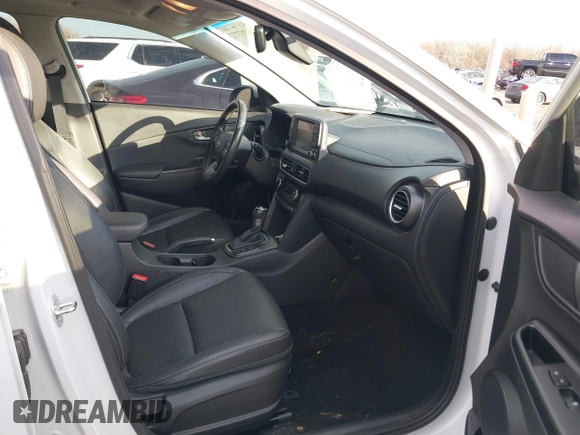 2019 Hyundai Kona Limited with VIN KM8K33A59KU371435, listed as a IAAI auction lot 41217772 with 72,454 mi miles. Bid and sale history available at carsss.com. Image 5.