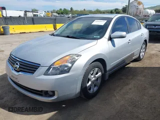 2009 Nissan Altima SL with VIN 1N4AL21E19N558303, listed as a IAAI auction lot 42019573 with 171,016 mi miles and . Bid and sale history available at DreamBid. Image 2.