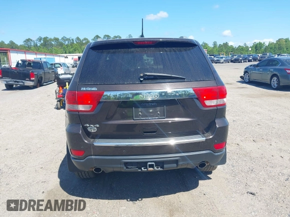2011 Jeep Grand Cherokee Overland with VIN 1J4RR6GT1BC647292, listed as a IAAI auction lot 42069742 with 199,340 mi miles and . Bid and sale history available at DreamBid. Image 16.