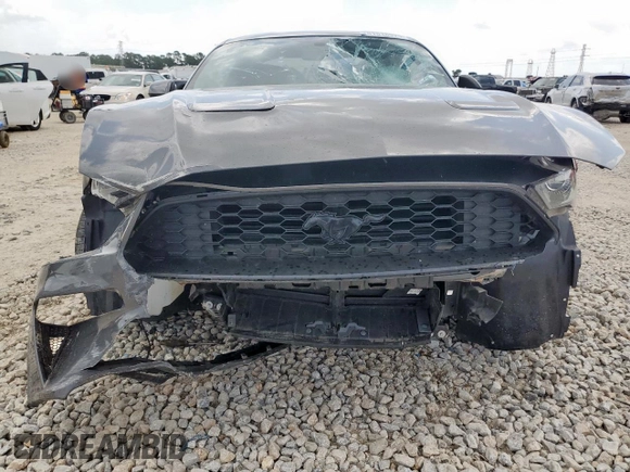 2020 Ford Mustang EcoBoost with VIN 1FA6P8TH4L5182448, listed as a Copart auction lot 61516925 with 40,225 mi miles and Salvage title. Bid and sale history available at DreamBid. Image 5.