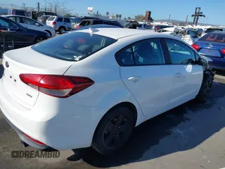 2018 Kia Forte LX with VIN 3KPFL4A73JE170771, listed as a IAAI auction lot 41809290 with 87,755 mi miles. Bid and sale history available at carsss.com. Image 4.