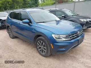 2019 Volkswagen Tiguan SE с VIN 3VV2B7AX7KM132164, выставлен на аукционе IAAI как лот 42722380 с пробегом 121 270 миль миль и . История ставок и продаж доступна на DreamBid. Изображение 1.