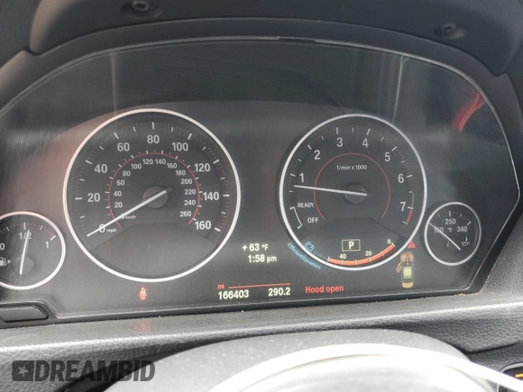 2014 BMW 3 Series 328i z VIN WBA3C1C56EK113073, wystawiony jako Copart lot #53875915 z przebiegiem 166 403 mil mil oraz Czysty tytuł • Clean title. Historia ofert i sprzedaży dostępna na DreamBid. Obrazek 9.