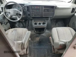 2007 Chevrolet Express Cargo z VIN 1GCHG35U971137504, wystawiony jako Copart lot #54410105 z przebiegiem 266 049 mil mil oraz Szkoda całkowita • Salvage title. Historia ofert i sprzedaży dostępna na DreamBid. Obrazek 8.