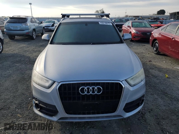 2015 Audi Q3 Premium Plus with VIN WA1BFCFSXFR002032, listed as a Copart auction lot 45018675 with 157,989 mi miles and Clean title. Bid and sale history available at DreamBid. Image 5.