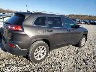 2018 Jeep Cherokee Latitude Plus with VIN 1C4PJMLXXJD517893, listed as a Copart auction lot 81373934 with 49,747 mi miles and Salvage Title. Bid and sale history available at DreamBid. Image 3.