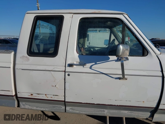 1996 Ford F-250 with VIN 1FTHX25H6TEA72448, listed as a IAAI auction lot 41751492 with 277,041 mi miles and . Bid and sale history available at DreamBid. Image 13.