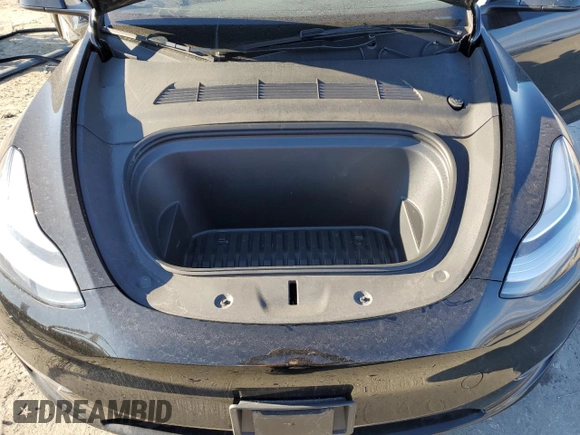 2023 Tesla Model Y Long Range with VIN 7SAYGDEEXPA078937, listed as a Copart auction lot 47095285 with 28,521 mi miles and Salvage Title. Bid and sale history available at DreamBid. Image 12.