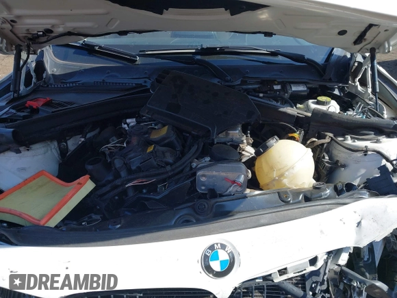 2016 BMW 3 Series 320i z VIN WBA8A9C51GK617592, wystawiony jako IAAI lot #41550528 z przebiegiem Nie podano mil oraz . Historia ofert i sprzedaży dostępna na DreamBid. Obrazek 10.