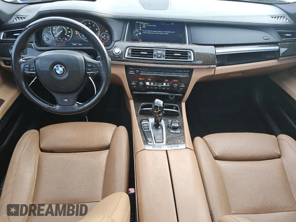 2013 BMW 7 Series 740Li with VIN WBAYE4C57DDW22531, listed as a Copart auction lot 81522614 with 174,441 mi miles and Clean title. Bid and sale history available at DreamBid. Image 8.