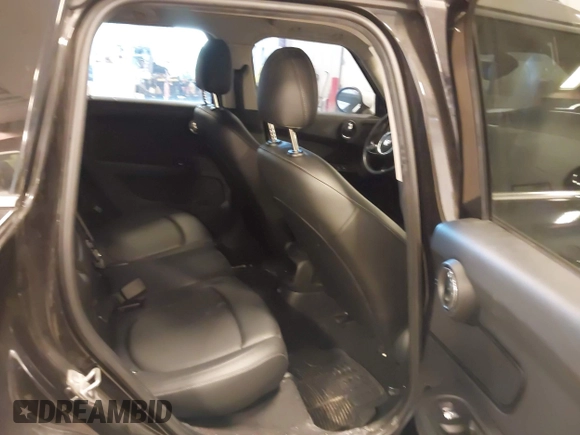 2019 MINI Countryman Cooper with VIN WMZYV5C53K3E05041, listed as a IAAI auction lot 41684566 with 65,237 mi miles. Bid and sale history available at carsss.com. Image 8.