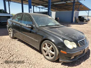 2007 Mercedes-Benz C 230 Sport with VIN WDBRF52H67E023929, listed as a Copart auction lot 61785605 with 160,042 mi miles and Clean title. Bid and sale history available at DreamBid. Image 4.