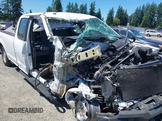 2019 Ford F-150 XL z VIN 1FTEX1CP9KKD06220, wystawiony jako IAAI lot #42606017 z przebiegiem Nie podano mil oraz . Historia ofert i sprzedaży dostępna na DreamBid. Obrazek 6.