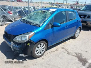 2015 Toyota Yaris L z VIN VNKKTUD36FA036488, wystawiony jako IAAI lot #42307446 z przebiegiem 108 560 mil mil oraz . Historia ofert i sprzedaży dostępna na DreamBid. Obrazek 2.