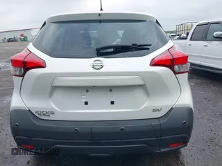 2020 Nissan Kicks SV z VIN 3N1CP5CV6LL479855, wystawiony jako IAAI lot #42112672 z przebiegiem 32 917 mil mil oraz . Historia ofert i sprzedaży dostępna na DreamBid. Obrazek 17.