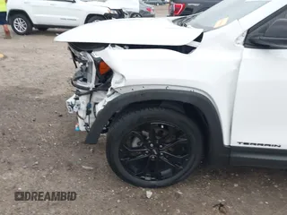 2022 GMC Terrain SLE с VIN 3GKALMEV1NL310132, выставлен на аукционе IAAI как лот 42384627 с пробегом 42 923 миль миль и . История ставок и продаж доступна на DreamBid. Изображение 18.