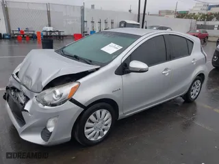 2016 Toyota Prius c One with VIN JTDKDTB38G1131154, listed as a IAAI auction lot 41572559 with 97,164 mi miles. Bid and sale history available at carsss.com. Image 17.
