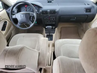 1992 Honda Accord z VIN 1HGCB7654NA067531, wystawiony jako Copart lot #53514095 z przebiegiem 82 661 mil mil oraz Czysty tytuł • Clean title. Historia ofert i sprzedaży dostępna na DreamBid. Obrazek 8.