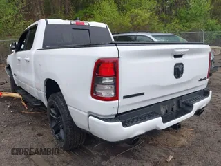 2022 Ram 1500 Big Horn с VIN 1C6SRFBT4NN445190, выставлен на аукционе IAAI как лот 42182639 с пробегом 16 802 миль миль и . История ставок и продаж доступна на DreamBid. Изображение 3.