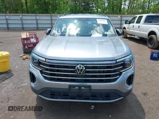 2024 Volkswagen Atlas SE with VIN 1V2HR2CA4RC577309, listed as a IAAI auction lot 42107825 with 25,694 mi miles and . Bid and sale history available at DreamBid. Image 12.