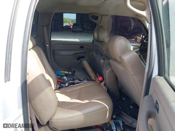 2007 GMC Sierra 2500HD Classic SLT with VIN 1GTHK23D97F152938, listed as a IAAI auction lot 41933419 with NaN miles. Bid and sale history available at carsss.com. Image 8.