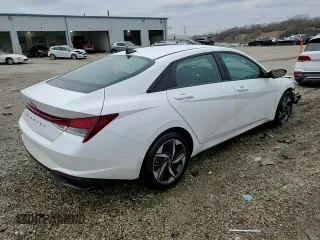 2023 Hyundai Elantra SEL z VIN 5NPLS4AG3PH112296, wystawiony jako Copart lot #51634075 z przebiegiem 30 642 mil mil oraz Szkoda całkowita • Salvage title. Historia ofert i sprzedaży dostępna na DreamBid. Obrazek 13.
