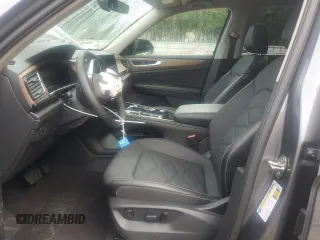 2024 Volkswagen Atlas SE with VIN 1V2KR2CA6RC559352, listed as a Copart auction lot 62817135 with 20,140 mi miles and Salvage title. Bid and sale history available at DreamBid. Image 7.