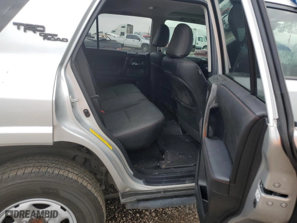 2023 Toyota 4Runner TRD Off Road Premium with VIN JTERU5JR5P6118263, listed as a Copart auction lot 48302045 with 47,375 mi miles and Clean Title. Bid and sale history available at carsss.com. Image 10.