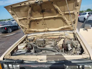 1984 Datsun 720 z VIN JN6ND06Y4EW011429, wystawiony jako IAAI lot #42358221 z przebiegiem 148 916 mil mil oraz . Historia ofert i sprzedaży dostępna na DreamBid. Obrazek 10.