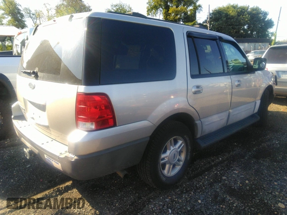 2004 Ford Expedition XLT with VIN 1FMFU16W84LA75058, listed as a IAAI auction lot 37695712 with 111,197 mi miles and . Bid and sale history available at DreamBid. Image 4.