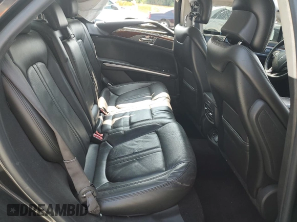 2014 Lincoln MKZ Hybrid z VIN 3LN6L2LU8ER811947, wystawiony jako Copart lot #59055965 z przebiegiem 150 760 mil mil oraz Szkoda całkowita • Salvage title. Historia ofert i sprzedaży dostępna na DreamBid. Obrazek 10.